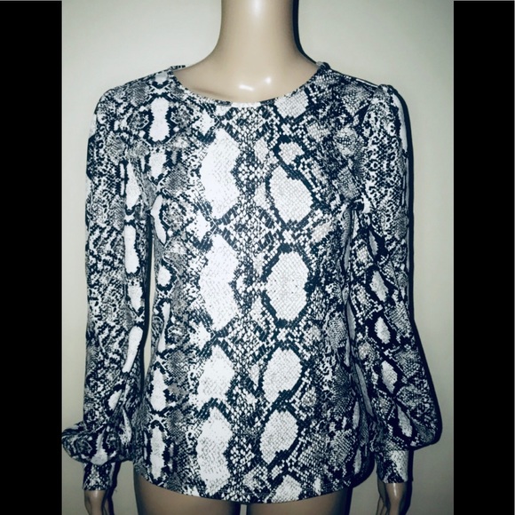 Express blouse snakeskin pattern long sleeve - Picture 3 of 6